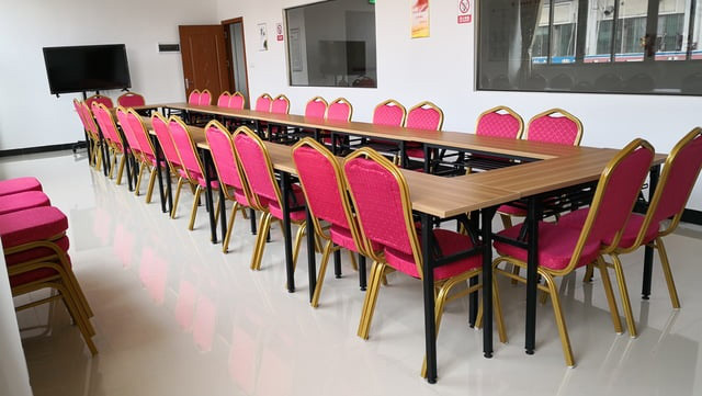 正易办公家具为石湾消防增添保障与舒适！