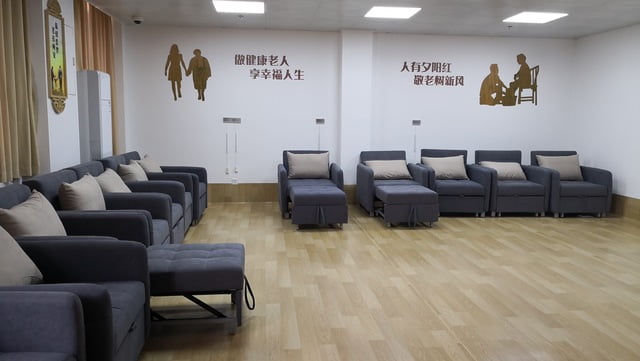 正易为禅城居家养老服务中心提供温馨舒适的养老家具！