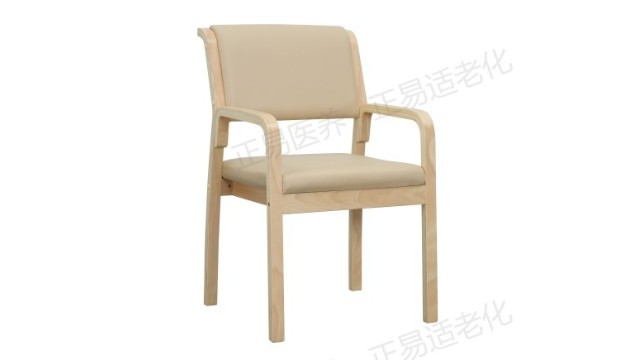 适老椅挑选:弯曲木VS全实木哪种更适合长者-正易适老家具